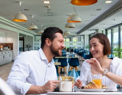 Online rate with breakfast